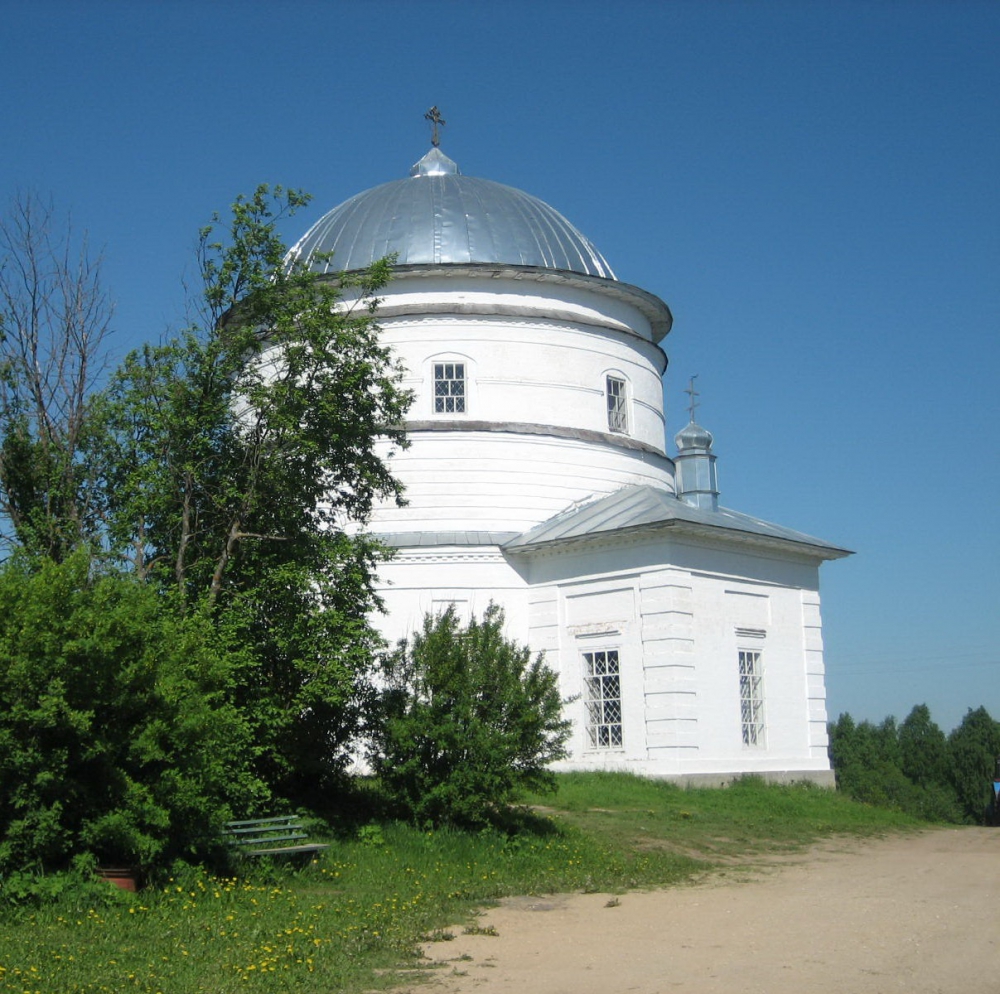 Храм Успения Божией Матери - Храм Покрова Пресвятой Богородицы селе  Морозово.